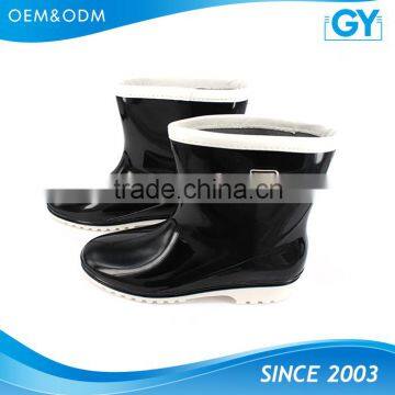 Factory making high quality customized color rain shoe