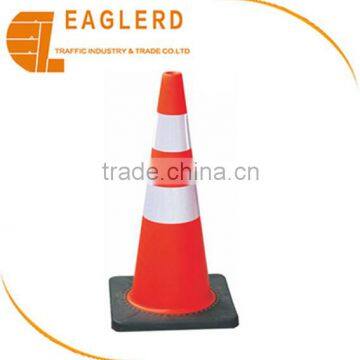 2016 hot sale 70cm black base PVC traffic cone