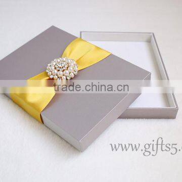 Custom Handmade Luxury wedding invitation boxes for sale