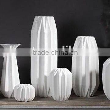 Geometric Flower Vase,white Ceramic Flower Vase,Origami Inspired Gift Idea,Mothers Day Gift,Modern Home Decor Vase