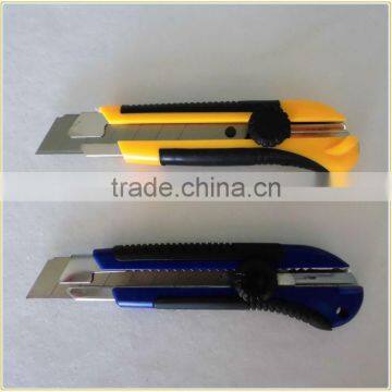 Plastic cutter knife