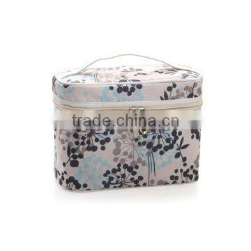 Square Shaped Professional Makeup Bag photo-6
