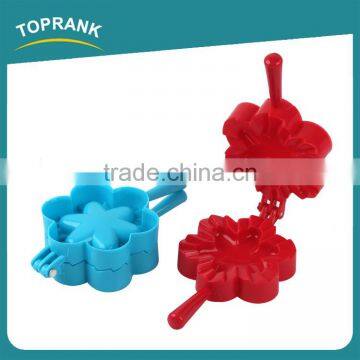 Toprank 3D Flower Shaped DIY Plastic Sandwich Bread Cookie Cake Mold Plastic Clover Sandwich Crust Cutter DIY Bread Mold photo-2