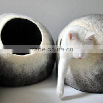 Eco-friendly Felt Cat Cave photo-3