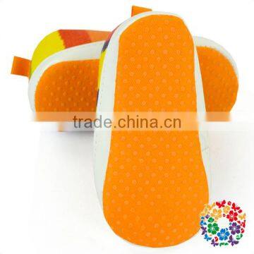 Solid Color Comfort Shoes Baby Girls Prewalker Shoes With Flower photo-5