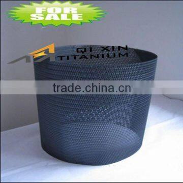 Titanium mesh baskets