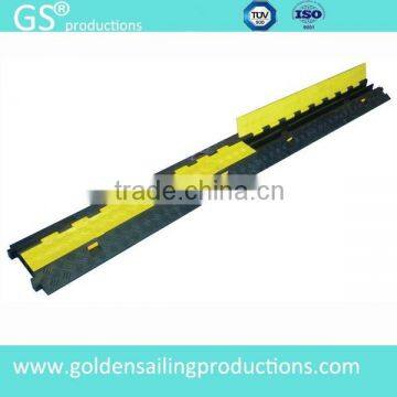 2014 Hottest 2 channel rubber cable protector hump, cable ramp for outdoor events