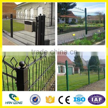 Welded wire mesh fecne and peach shaped post Shijiazhuang hanqing Wire Mesh Co., Ltd.