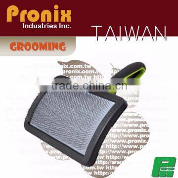 Plastic pet grooming dog slicker brush