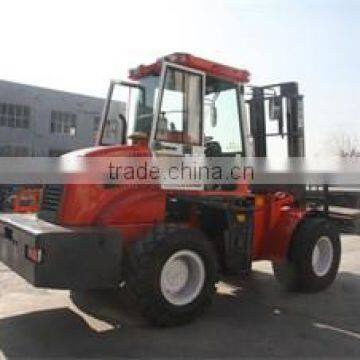 China Forklift 5.5 Ton SZM C5500 Terrain Forklift With Hydraulic Transmission