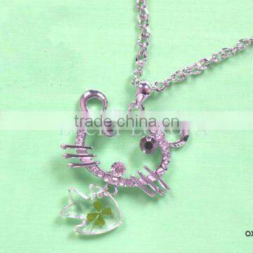 REAL FOUR LEAF CLOVER Irish Lucky Charm Necklace