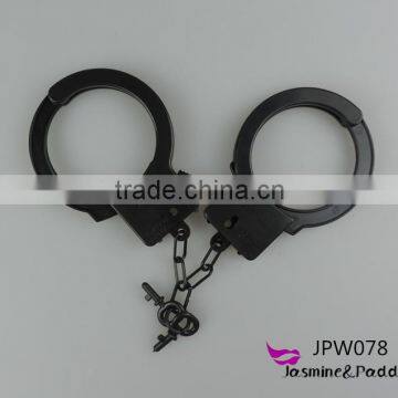 Cheap black cuffs plastic toy handcuffs uniform cuffs