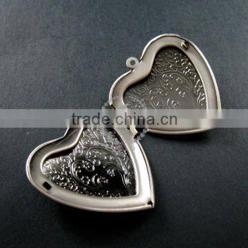 39mm Big Flower Heart Shape Vintage Style Antiqued Silver Flower Photo Locket DIY Pendant Charm Jewelry Supplies 1133004