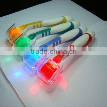 2011 popular Vibrating MTS LED derma needle roller with 4 bio photon lights