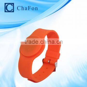 rfid silicone bracelet with watch clasp can make different color used for personnel management