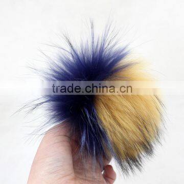 Myfur Newest Fashion Raccoon Fur Pompoms Wholesale Top Ball On Winter Hat Wholesale Genuine Raccoon photo-3