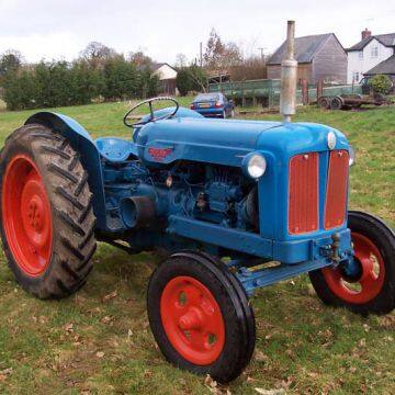 60HP 400hp 48KW Large Farm Tractors Four Wheel 4 Wheel
