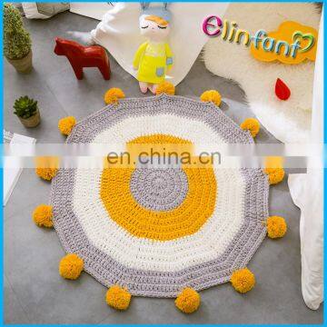 2017 100% Acrylic handmade weaving carpet ball decoration