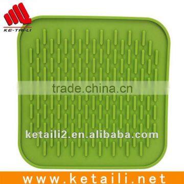 Custom eco-friendly square silicone mat, silicone place mat