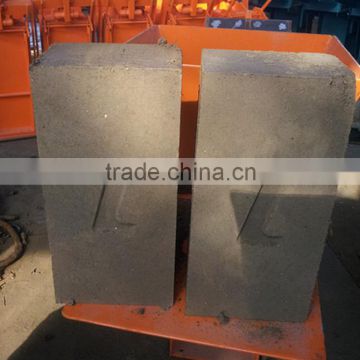 Two bricks at the same time, small mould interlock brick making machine