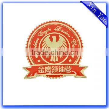 Customized Zinc Alloy Gold Plating Enamel Eagle Embossed Pin Badge