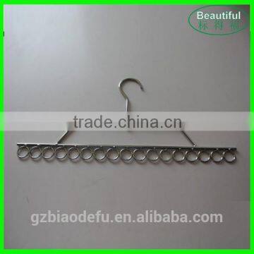 China Factory Metal Clothes Hanger With Circles