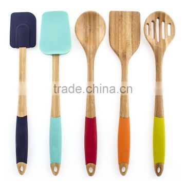 2015 New Style HOT Color Bamboo Wooden and Long Silicone Handle Kitchen Utensil Gift Cutlery Set