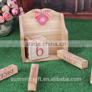 Pink Wooden Perpetual Calendar Desk Calendar 2017 photo-5