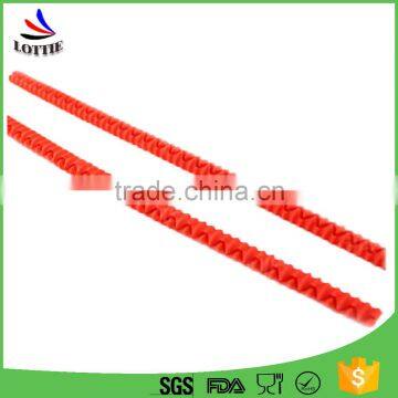 Hot Selling 2 PCS/SET Heat Resistant Silicone Oven Rack Guards ,silicone Oven Grill Rack With High Quality photo-4