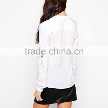 2015 New Fashionable Factory Soft-touch Fabric Utility D-Ring Shirt With V-neckline photo-2
