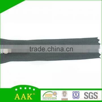 Factory Direct Wholesale 3# Gun Metal Y Teeth Close End Zippers With Puller A3M028 photo-3