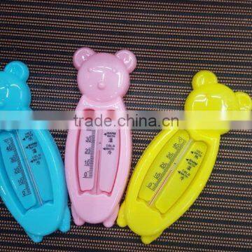 household baby bath plastic thermometer with bear design and color/design option red kerosene filled cheap price accurate temp.