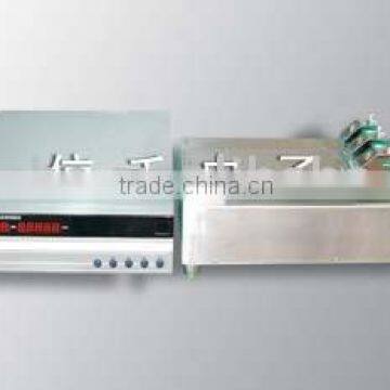 Plastic low temperature tensile tester