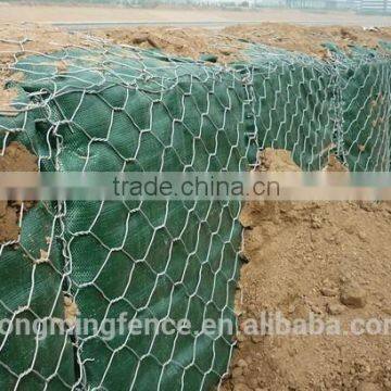 Polyester coated wire mesh gabion fencing