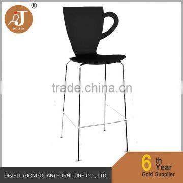 Modern Appearance Bar Stool Specific Use Plastic Chair