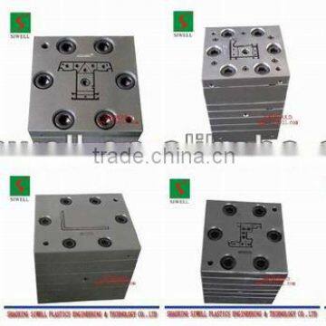 plastic mold maker