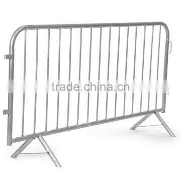 Cheap hot dipped galvanized heavy duty cross foot pedestrian barricade used crowd control barrier with factory discount