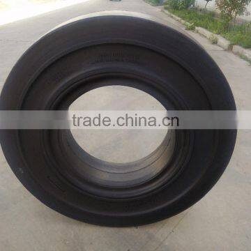 Smooth 10.00-20 Tire - Solid Tire With Rims photo-4