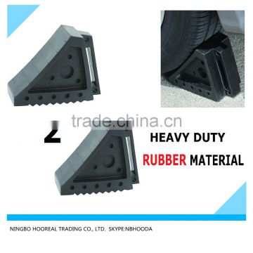 SOLID RUBBER WHEEL CHOCK,CHOCKS,WEDGES,WEDGE,TIRE BLOCK,SAFETY CHOCK