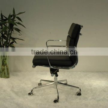 Luxury soft pad group swivel chair office chair with armrest and base