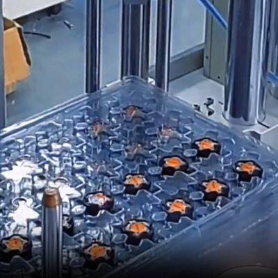 Hongmei Fully Automatic Rotary Button-twisting Four-color Pad Printing Machine, Custom Manufacturer of Automated Printing Equipment photo-2