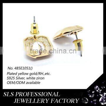 2015 Fashion Winter Latest Design 925 Sterling Silver Yellow Gold Plate Square White CZ Micro Pave Setting Earrings for Women photo-4