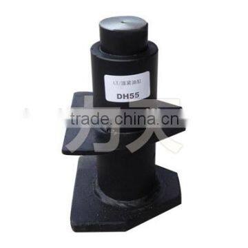 daewoo Excavator adjust cylinder and recoil cylinder assembly