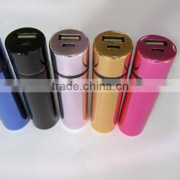 Lovely Portable Mini Mobile Power Bank Low Price Dazzle Colour Series 2600mah Power Bank photo-4