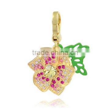 Wholesale Fashion Handmade Gift Shining Flower Crystal Charm Souvenir Pendant CM216