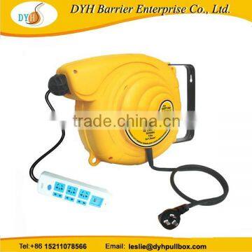 10M Industrial Auto Cable Reel With Socket Retractable Extension Cord Reel photo-3