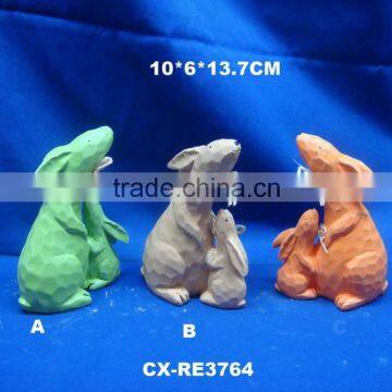 Decorative rabbit figurine in ceramics porcelain bunny