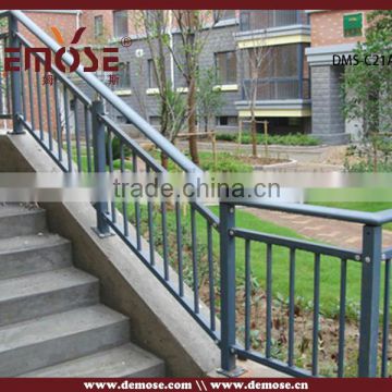 aluminum railings for outdoor stairs