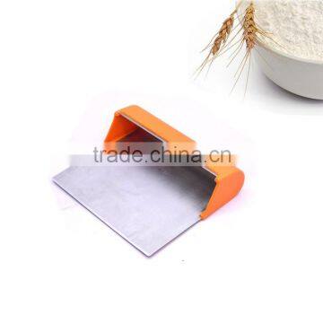 Good Quality Stainless Steel Flour Cutter With Plastic Handle