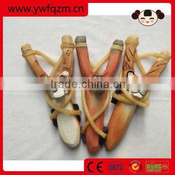 Hand Engraving 3D Wooden Toy Rubber Slingshot